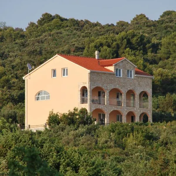 Villa Lunaris, hotel v destinaci Maslinica