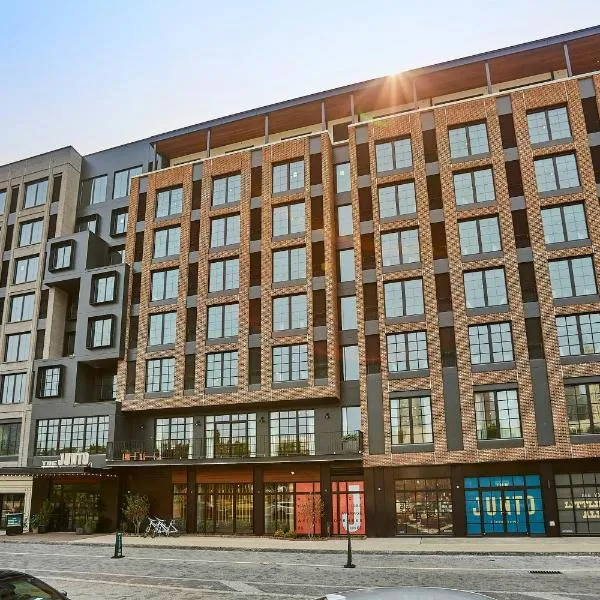 The Junto Hotel، فندق في كولومبوس