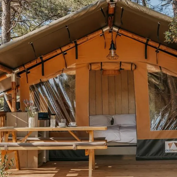 Pasika Glamping - Romantic Getaway for Two on Brač Island, hotel em Pučišća