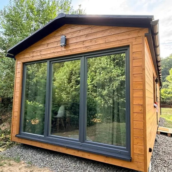 Ubytovanie Lišov 3 - Tiny House, hôtel à Lišov