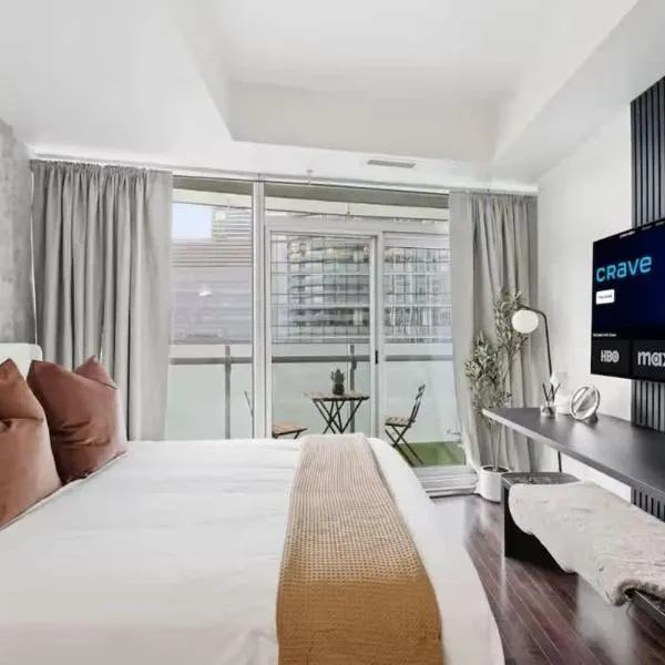 Modern Studio CN Tower Area & Patio, hotel Torontóban