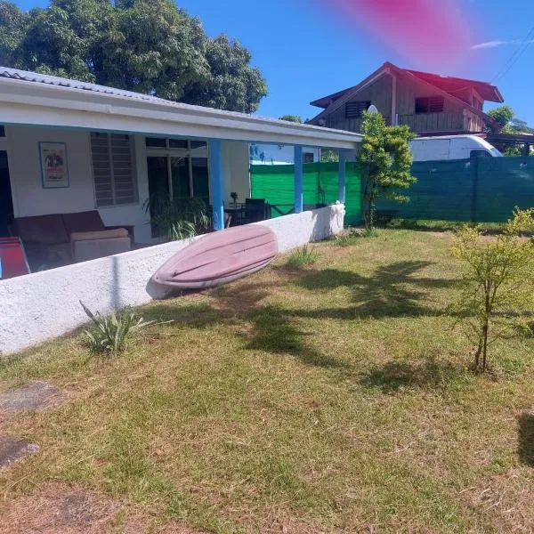 Beautiful house right in Fare, air conditioning, hotel v destinácii HUH