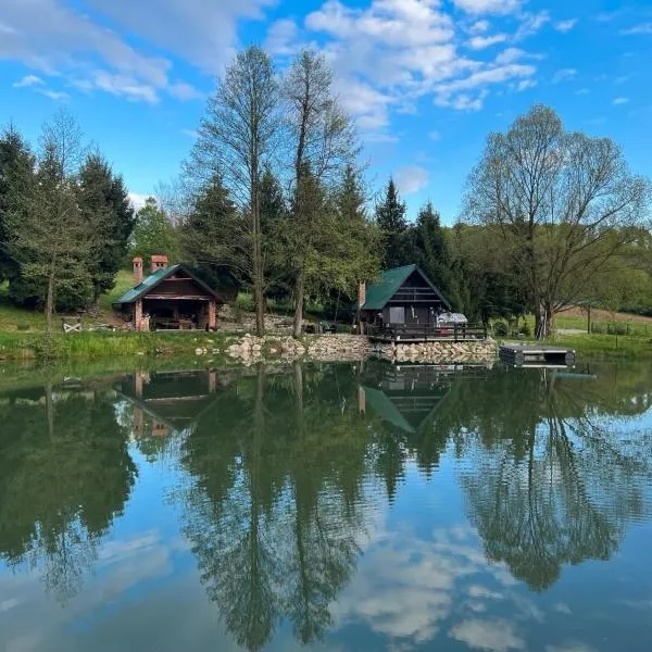Kutina Robinzonski smještaj Batković jezera, hotel di Kutina