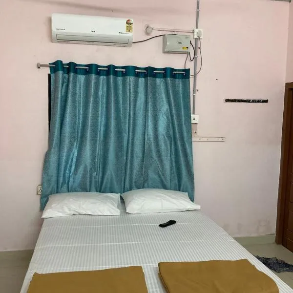 Thiruveesar 2BHK Homestays, hotel Tiruccsirápalliban