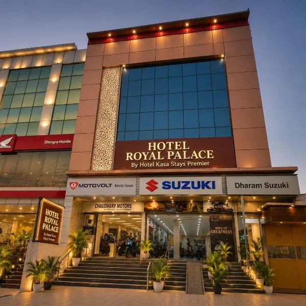 Hotel Kasa Stays Premier - Peeragarhi Metro Station, hotel in New Delhi
