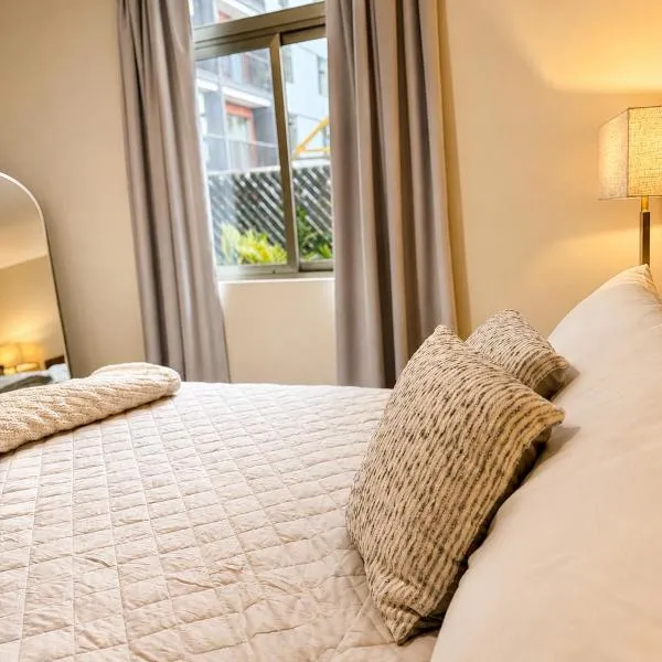San Salvador में, होटल Apartamento elegante con Jacuzzi privado y terraza, Torre Indigo Masferrer
