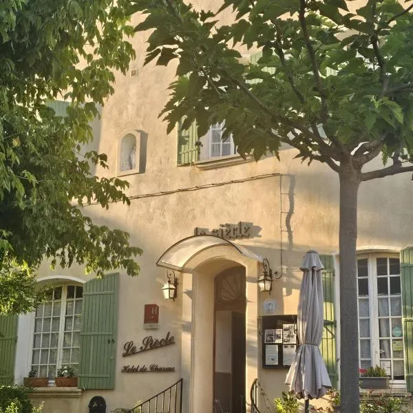 Hôtel Le Siècle, hotel a Mazan
