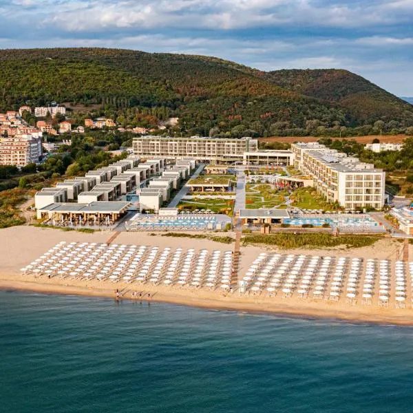 HVD Reina del Mar - Premium Spa Service & Free Parking – hotel w Obzorze