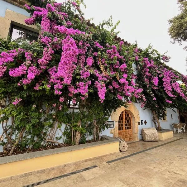 Boutique Hotel Comtal Empuries, hotel di Roses