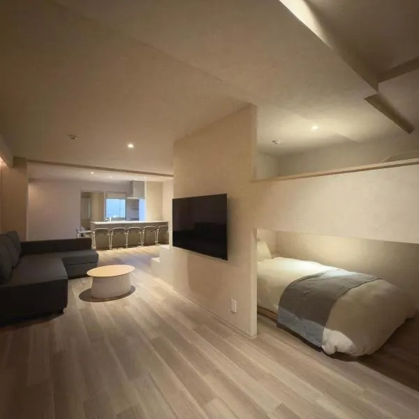 Marumasa by b hotel - Renovated Double Bunk Bed & 2-Bath near Peace Park، فندق في هيروشيما