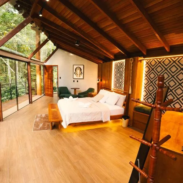 Cirandeira Amazon World EcoResort, hotel u gradu Manacapuru