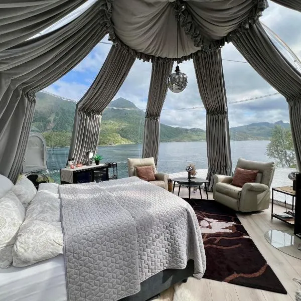 Lofoten Glamping Dome, hotel di Myrland