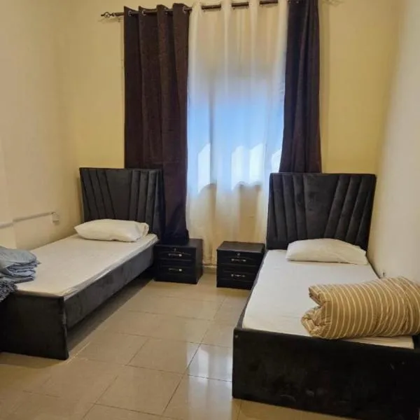 Iman Guest House, hotel sa Al Qurayyah