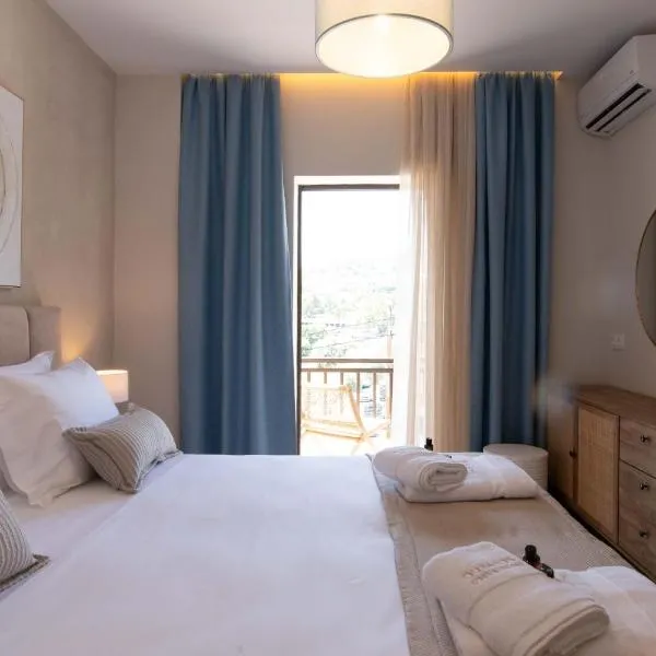 OURANOS Coastal Suites, hotel v mestu Ouranoupoli