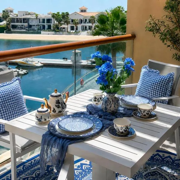 Panoramic Sunset Sea & Yacht View Studio, Palm Jumeirah by Green Sky Holiday Homes, hotel em Dubai