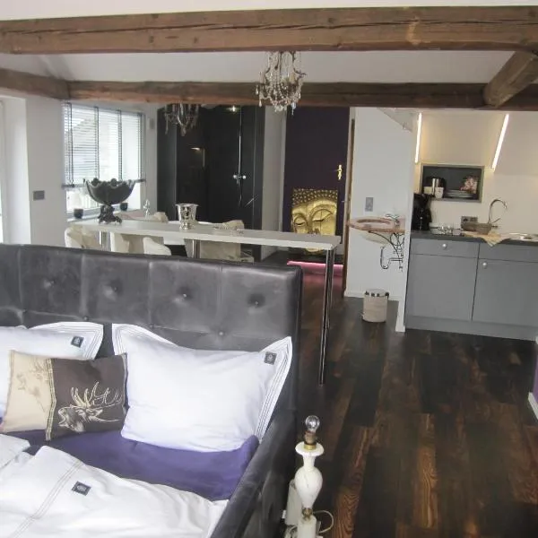 Haus Grünewald Unsleben, hotel v destinaci Unsleben