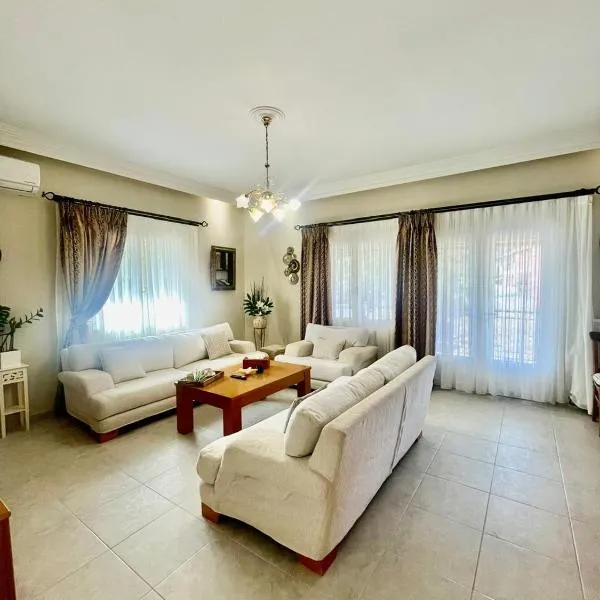 Roxy Apartment, hotel din Sivota