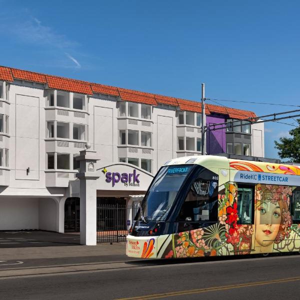 Spark by Hilton Kansas City Plaza Streetcar, Kansas City