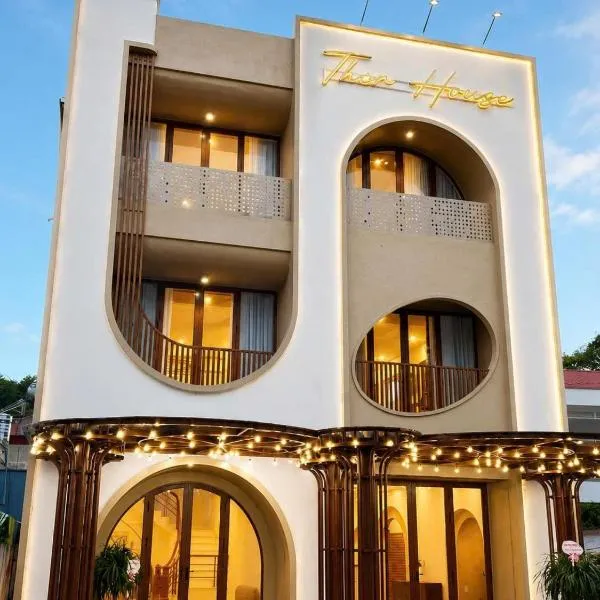 TherHouse, hotel v mestu Mộc Châu