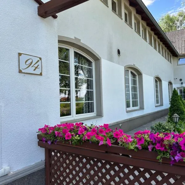 Viktorjan, hotel in Raszowa