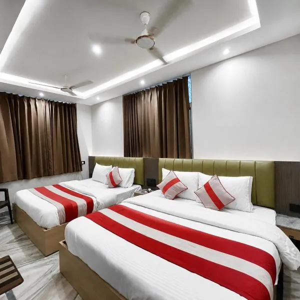 PREMIUM HOTEL HARIDWAR K P - Near Mansa Mata Temple and Railway Station Haridwar - Fully Air conditioned - Free Wifi and Parking Facilities - Best FAMILY HOTEL IN HARIDWAR, Hotel in Haridwar