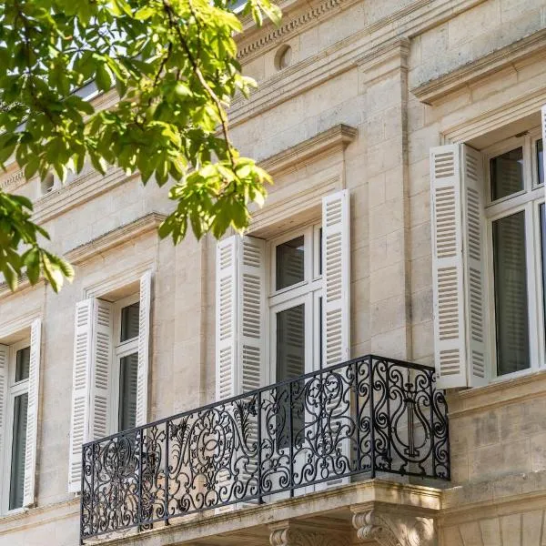 La Villa des Vignes โรงแรมในแซงต์เตมีลียง