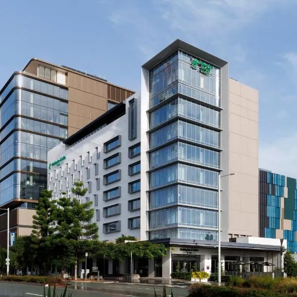 Holiday Inn & Suites Sunshine Coast by IHG, hotel en Maroochydore