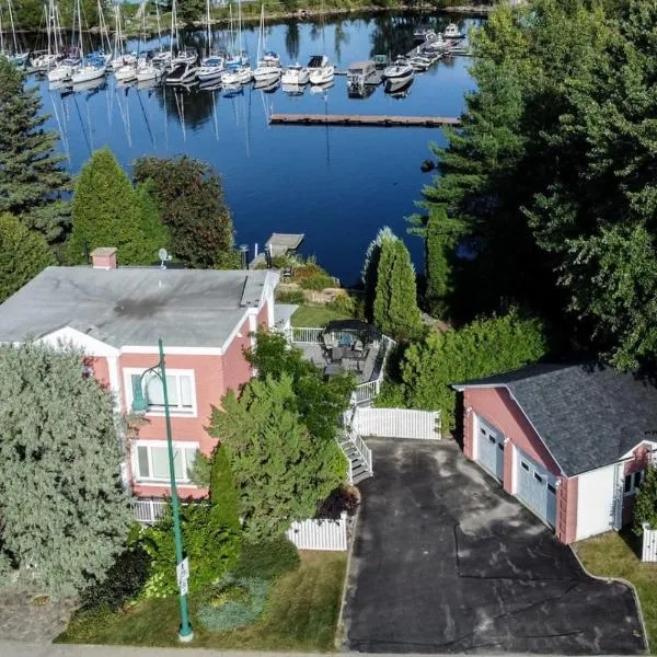 La Perle Rose du Lac-St-Jean, Hotel in Roberval