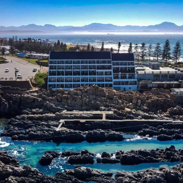 The Point Hotel & Spa, hotel i Mossel Bay