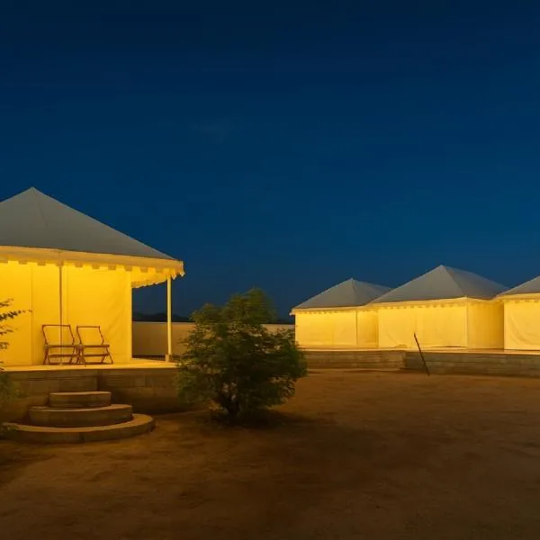 Desert Island Luxury Camp & Resort Jaisalmer, hotell i Jaisalmer