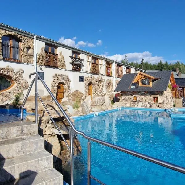 Hotel Kocourkov, hotel din Hlinsko