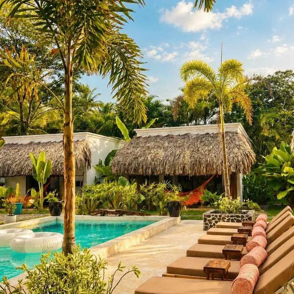 NUKUMI CLUB - Adults-Only Boutique Hotel: Santa Catalina'da bir otel