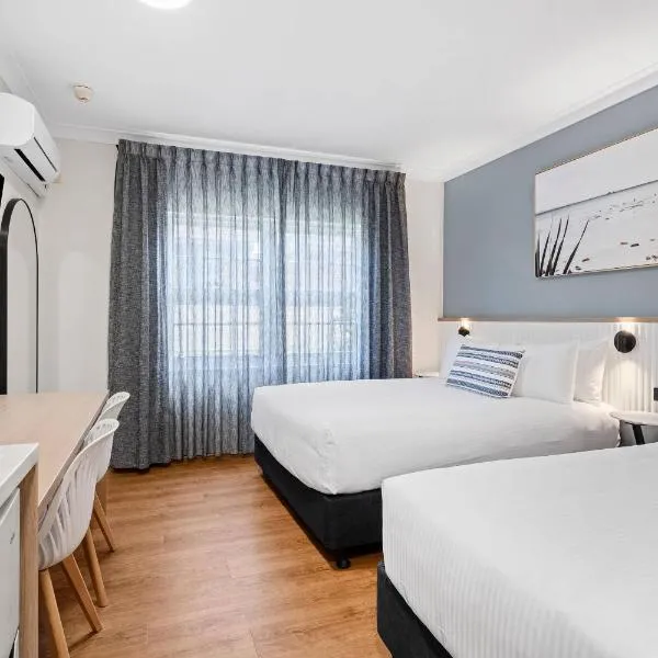 Comfort Inn All Seasons, hotel Ballinában