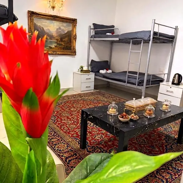 Boutique Bed Space Abu Dhabi Center, hotel Muşaffaḩ városában