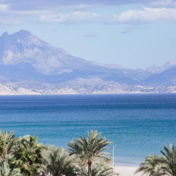 Hotel Almirante、アリカンテのホテル