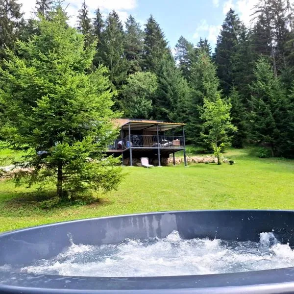Chata Noemi pod Žiarom, hotel v destinaci Komjatná
