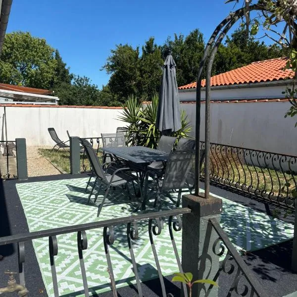 Les Belous, hotel v destinácii La Rochelle