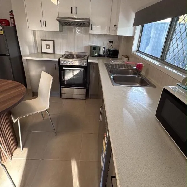 Family Friendly One Bedroom Studio, khách sạn ở Brisbane