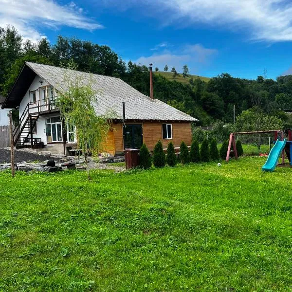 Casa Adela LaculRosu Bicaz, hotel u gradu 'Neagra'