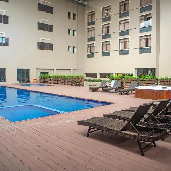 Aglow Hotel Harbor Bay Batam, hotel in Nagoya