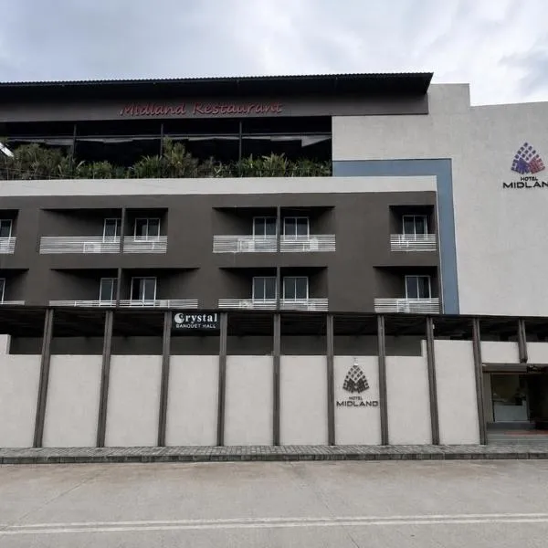 Hotel Midland, Nanded، فندق في نانديد