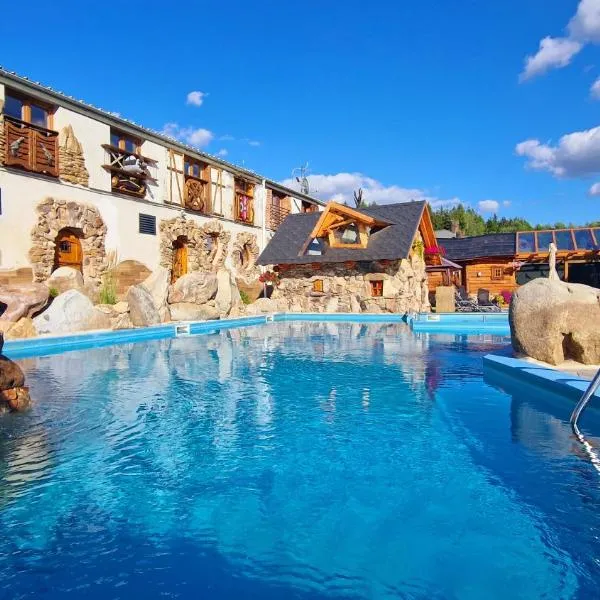 Hotel Kocourkov, hotel di Hlinsko