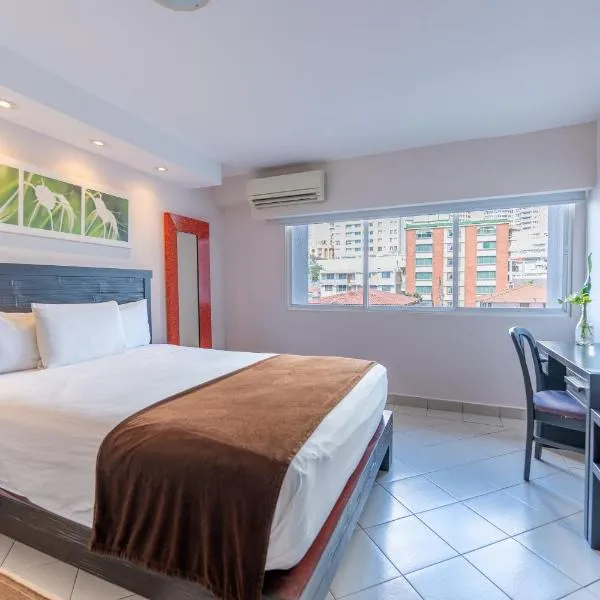 Riande Urban Hotel, хотел в Панама Сити
