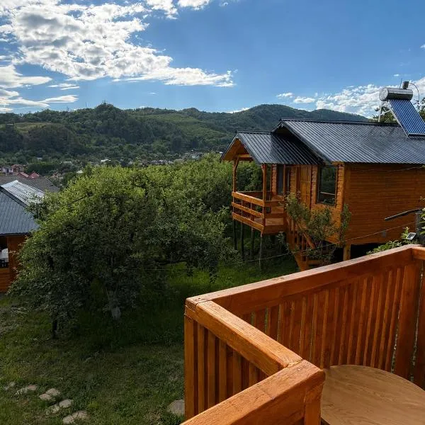 Cabanele din livadă, khách sạn ở Corbi