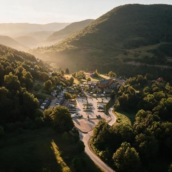 Mobile Homes Camping Plitvice, hotel u gradu Smoljanac