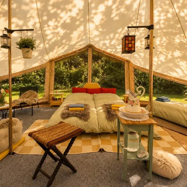 Eden Baths, hotel en Averoy