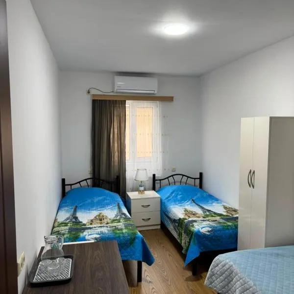 NAPO HOTEL სასტუმრო ნაპო, hotelli kohteessa Zugdidi