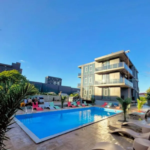 ,,KaKalo'' Apartments, hotelli kohteessa Kobuleti