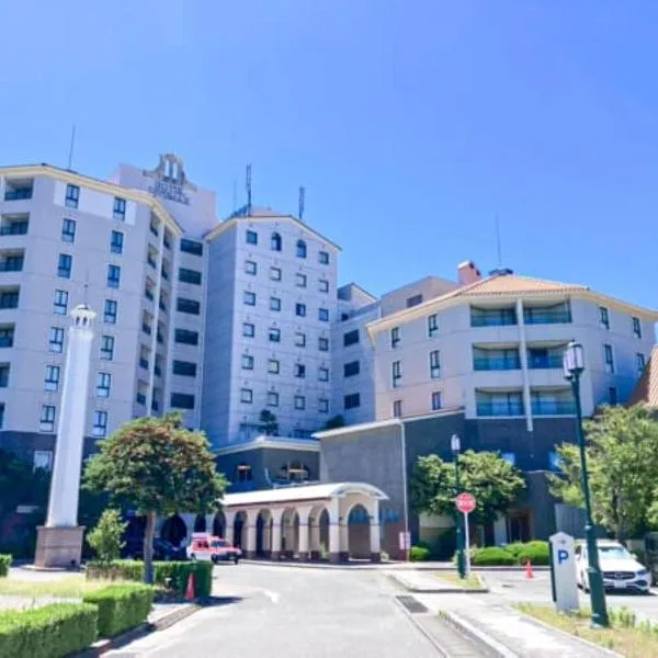 Hotel LiVEMAX Nagasaki Airport, hotel em Omura