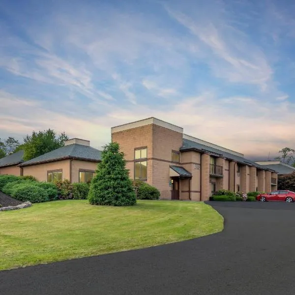 Comfort Inn Pocono Lakes Region、Lake Arielのホテル